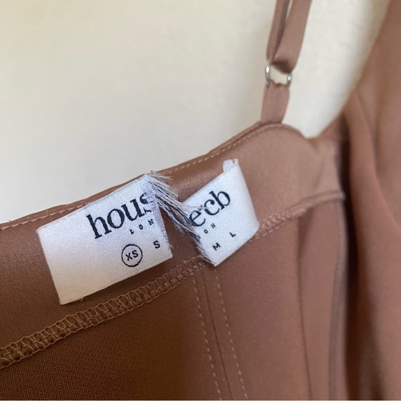 House Of CB Bianca Dress in Mocha size XS NWOT - Picture 8 of 16